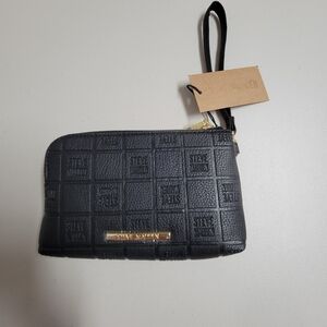 Steve Madden NWT Black BTRELL Clutch Wrislet.